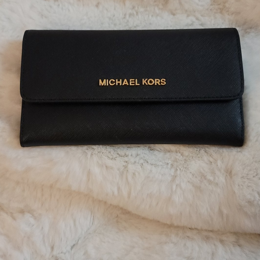 Michael Kors Large Trifold Wallet